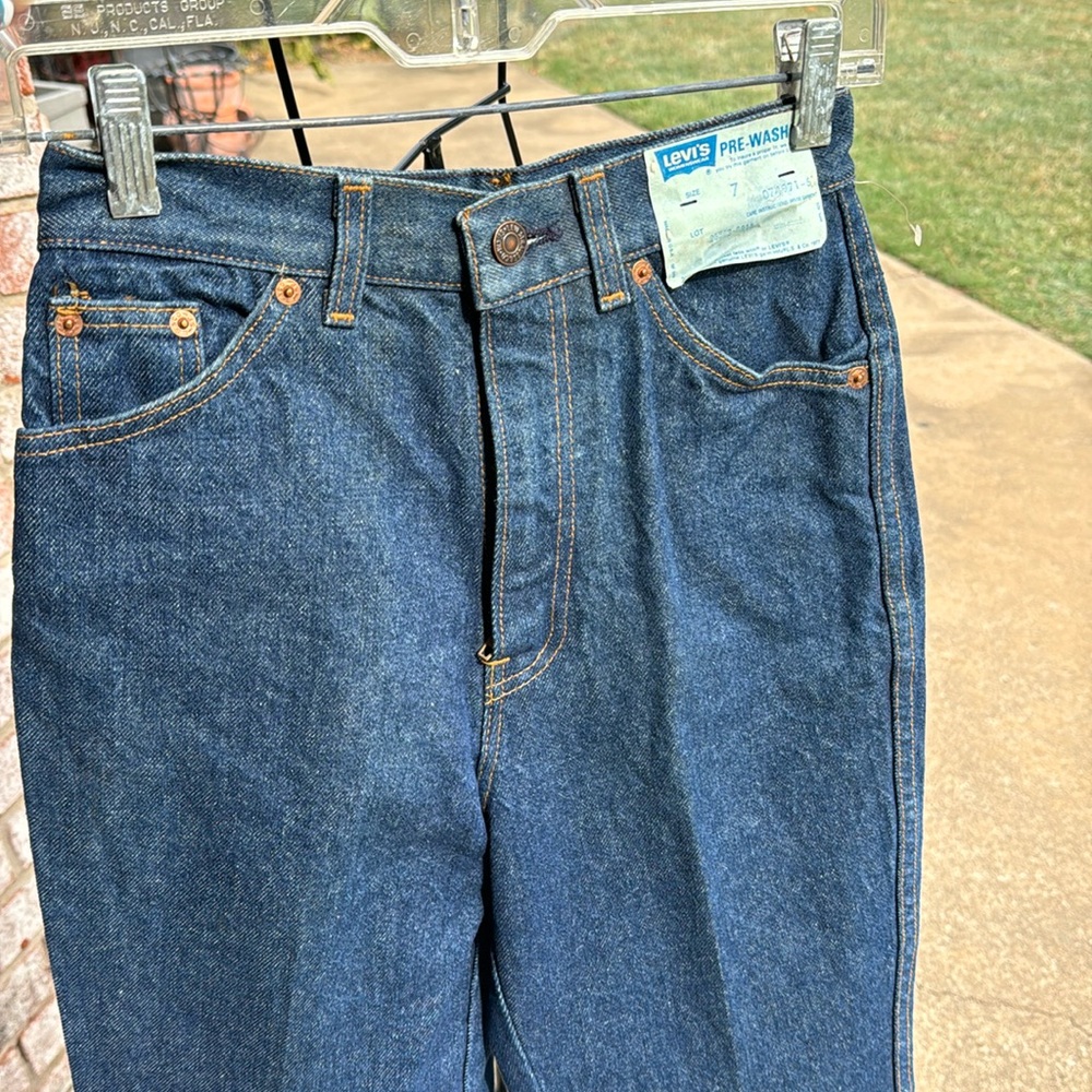 NOS Levi’s 1977 Deadstock Blue Denim Jeans 26503 sz 7 USA Made Old Stock
